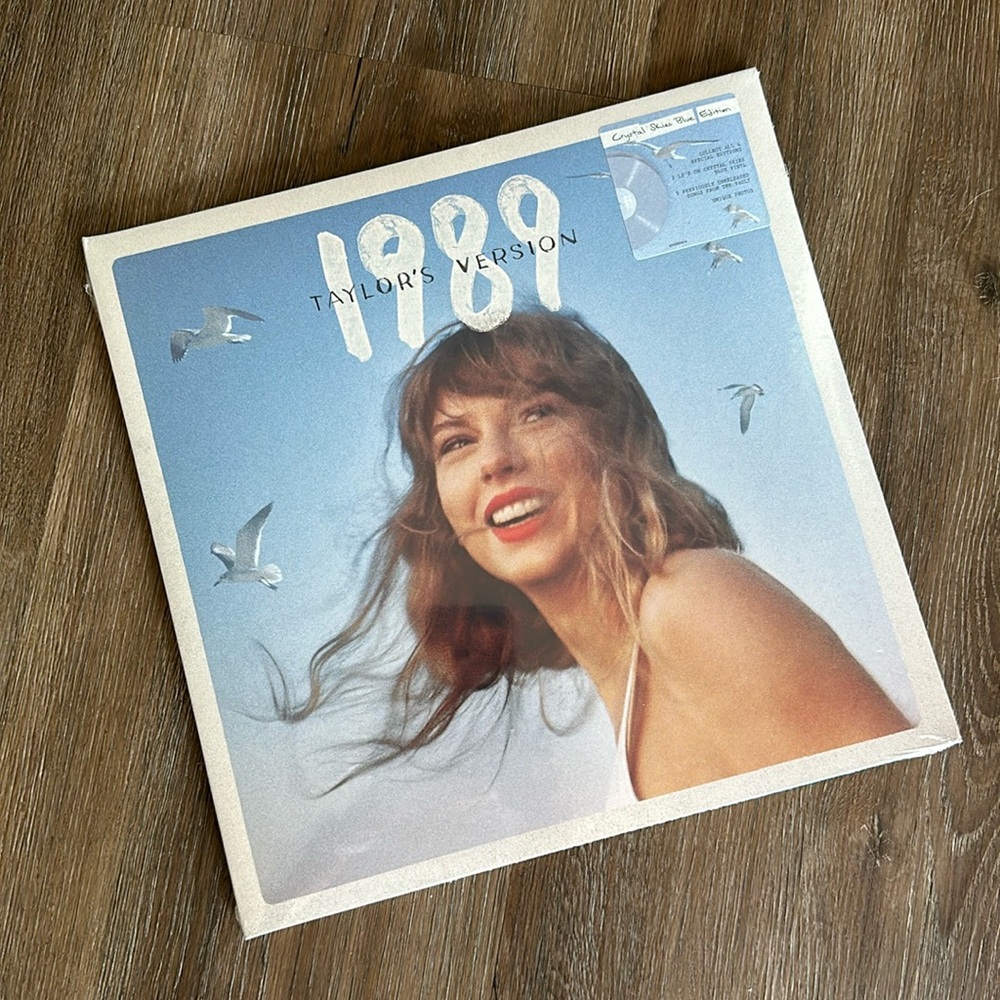 NEW SEALED Taylor Swift 1989 (Taylor’s Version) Crystal Skies Blue Vinyl 2LP